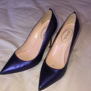 SJP purple/blue fawn metallic heels